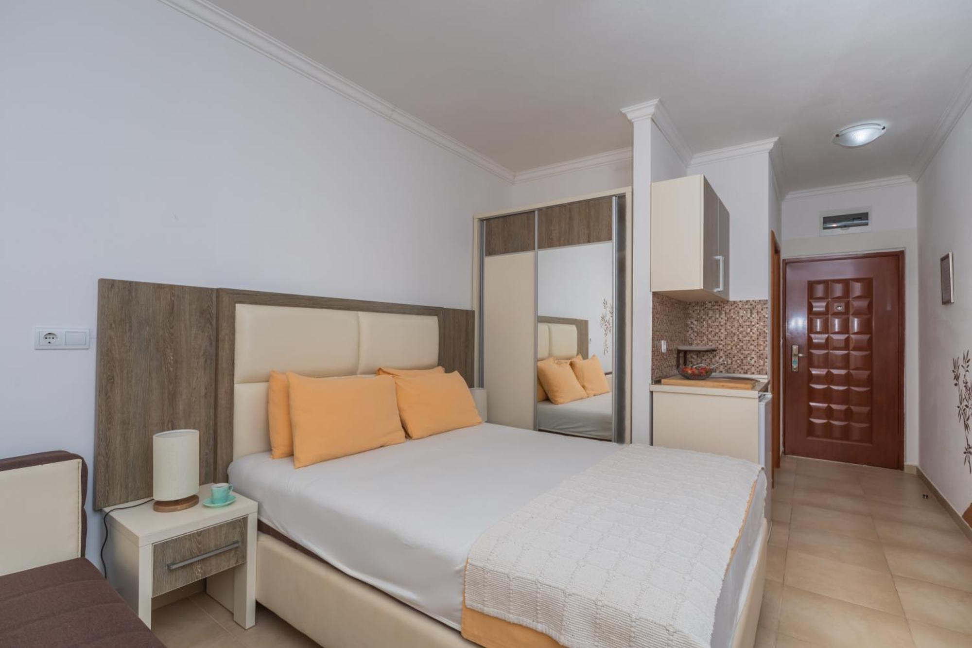 Apartments Dobra Voda Rum bild